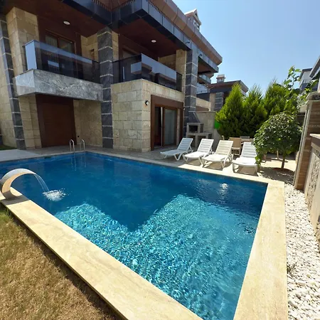 Villa My Rhytm 2 *